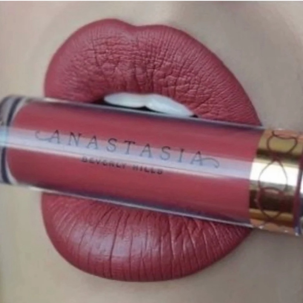 ANASTASIA BEVERLY HILLS Liquid Lipstick DAZED